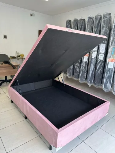 Base Cama Baú Rosa - Design e Funcionalidade