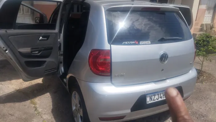 Volkswagen Fox 1.6 MI Total Flex 8V 5P 2012