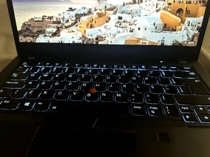 Lenovo ThinkPad T14 | Intel i5 11ª Ger | 24GB RAM | Super Rápido!