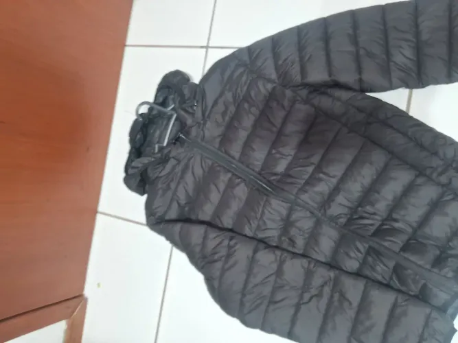 Casaco puff super estiloso e confortável, perfeito para dias frios 