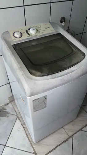 Vendo máquina de lavar 8kilos