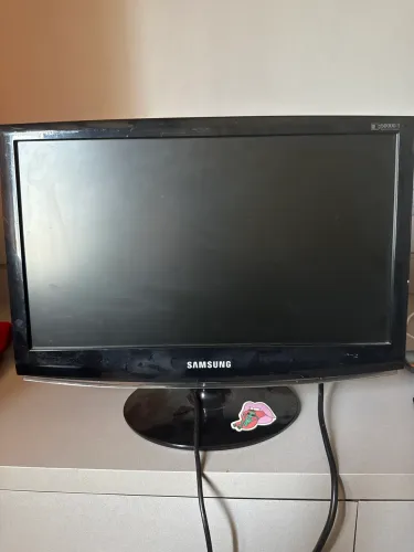 Vendo Monitor Samsung LCD 19 polegadas