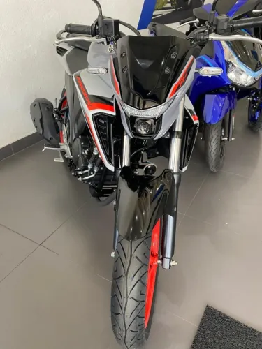 FZ25