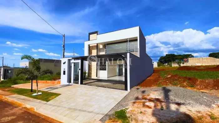 Casa à venda em Maringá, Parque das Grevíleas, com 3 quartos, com 139.6 m²