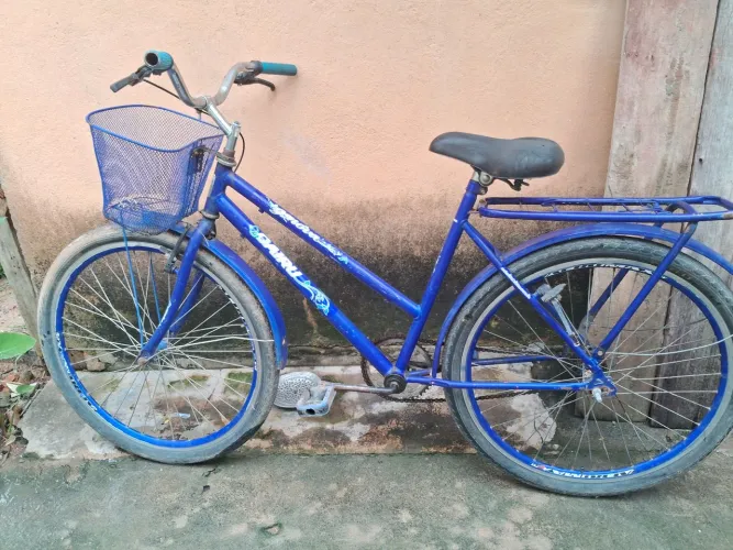 Vende-se bicicleta usada