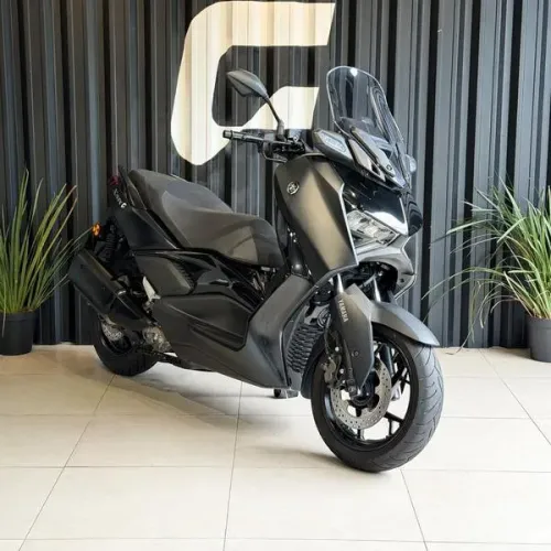 YAMAHA XMAX 2025