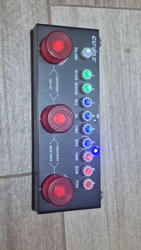 Cuvave Baby - pre amplificador, placa de captura, afinador etc.