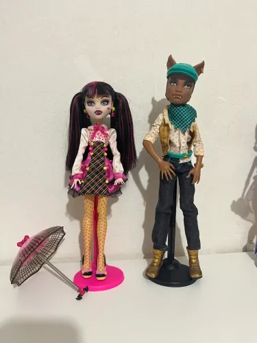 Bonescos Draculaura e Clawd Monster High