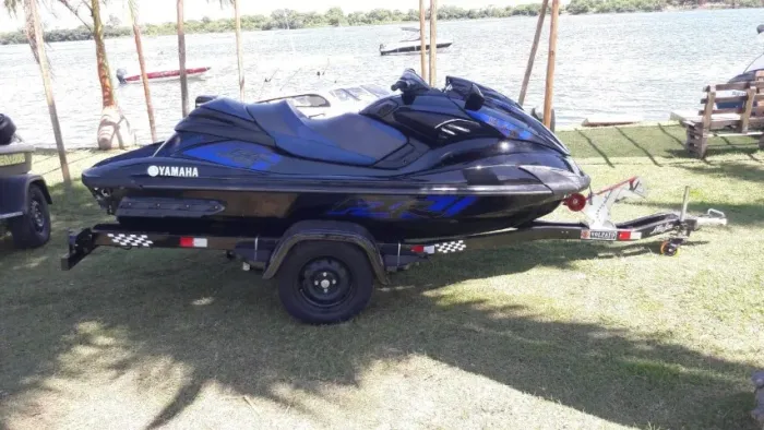Jet-ski Yamaha svho 130 horas