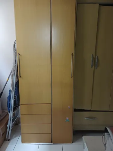 Armário guarda roupa
