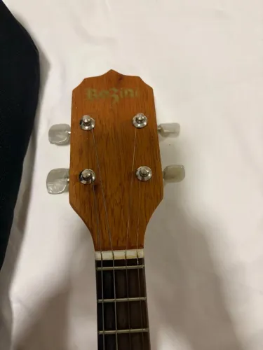 Cavaquinho novo