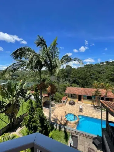 Sítio com 3 dormitórios à venda, 3600 m² por R$ 1.300.000,00 - Jardim Estância Brasil - At