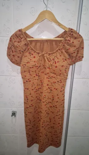 Vestido de poliéster e elastano, tamanho g