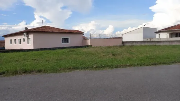 TERRENO À VENDA NO PARQUE DAS ALAMEDAS, TOTAL DE 317 METROS QUADRADOS, BAIRRO EXCELENTE.