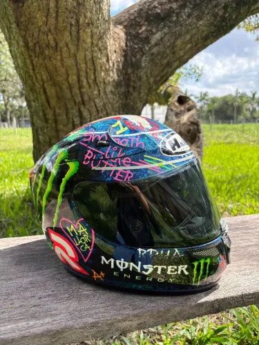 Capacete HJC