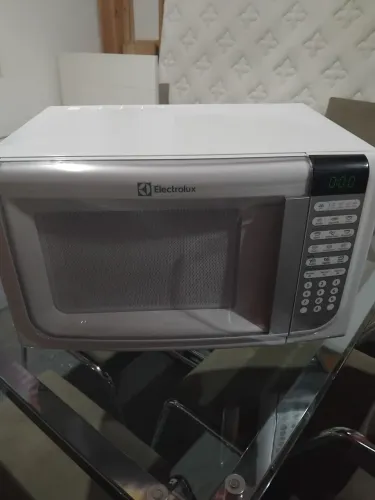 Microondas Eletrolux 110v 31 litros (Entrego)
