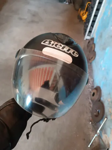 Capacete bieffe