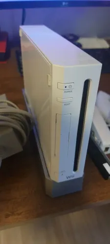 Nintendo Wii completo e destravado