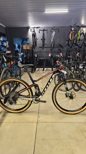 Bicicleta Seminova Scott Spark RC 900 Team