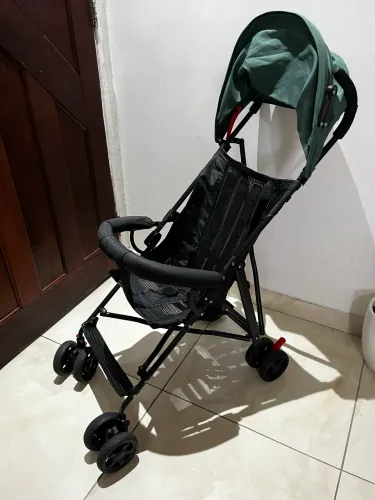 Carrinho de passeio infantil 