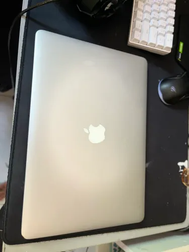 MacBook Pro core i7 16 gb de ram