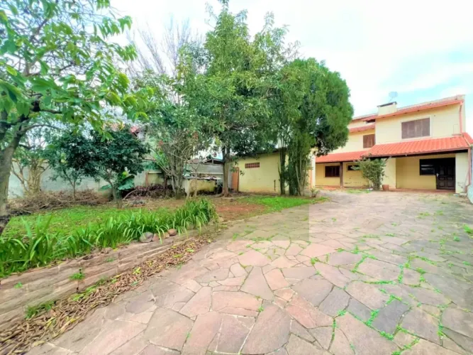 Casa residencual com 5 dormitórios à venda no bairro Santo André em São Leopoldo