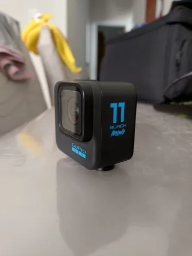 Câmera Gopro Hero 11 Black mini + acessórios da foto.
