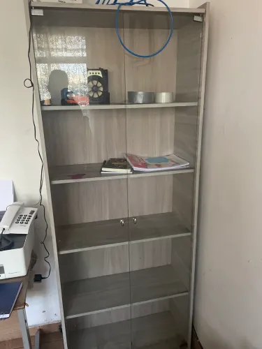 Estante porta livros - Bom Estado