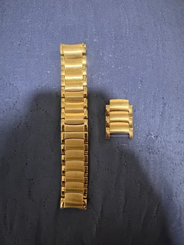 Pulseira dourada para relógio Bvlgari