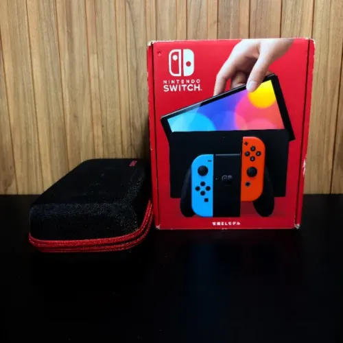 Nintendo Switch OLED Neon Azul/Vermelho + Bag e Controles