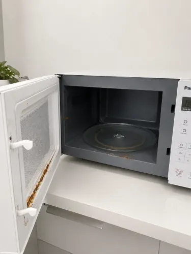 MICRO-ONDAS PANASONIC À VENDA