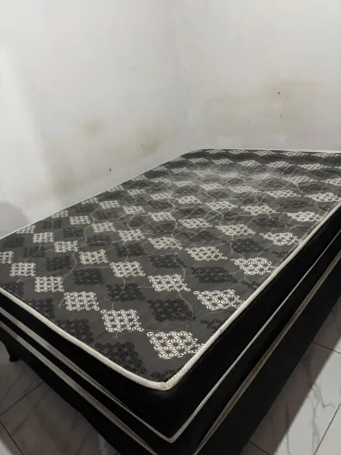 Vendo Cama Box Casal