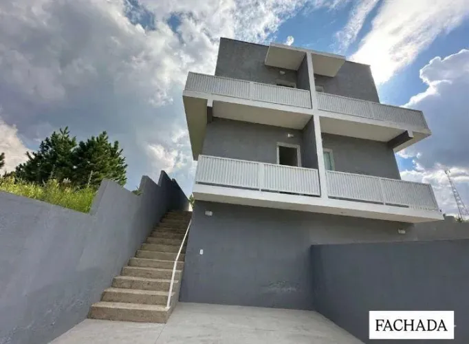 Sobrado à venda, Bairro dos Pereiras - Caucaia do Alto - Cotia.