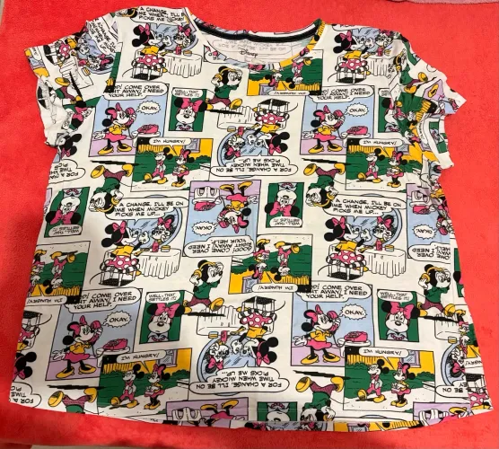 Camiseta da desenho animado da Disney