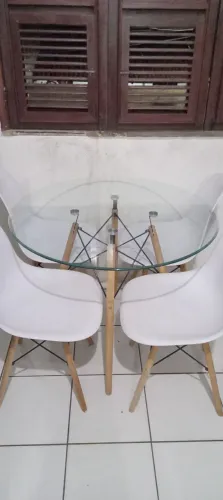 Vendo mesa em estado de novo