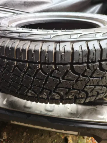 Pneu 255/65/17 Pirelli scorpion
