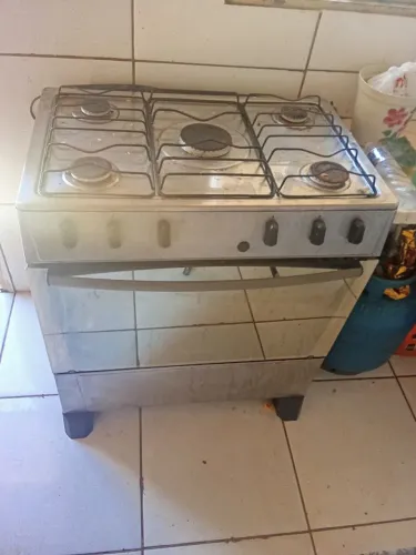 Fogão usado 