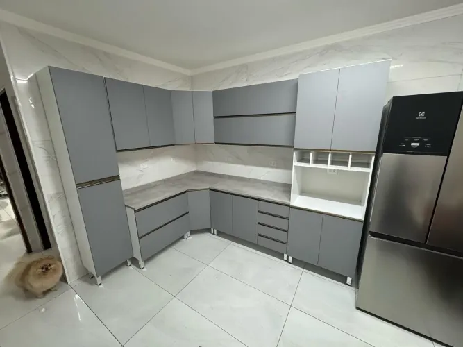 Armário Planejado MDF Premium com Amortecedores ? Impecável