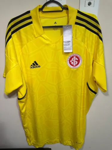 Camisa Internacional adidas goleiro 2021 G na etiqueta!