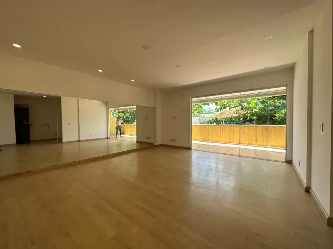 Sala/Conjunto para aluguel tem 70 metros quadrados com 1 quart