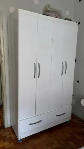 Guarda-roupa