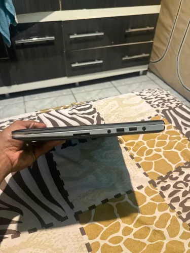 Vendo notebook usado