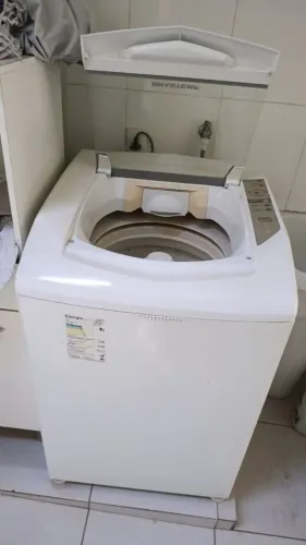 Máquina de lavar roupas Brastemp