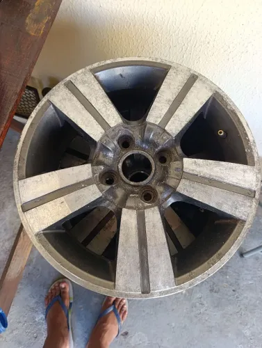 Aro 15 4 furos para Ford 