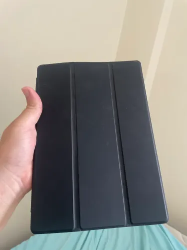 Tablet a10 Samsung, semi novo, vem com capinha e película e carregador 
