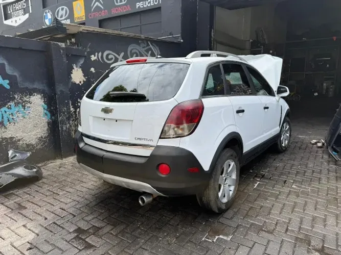 SUCATA Captiva 2.4 16v 2013