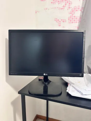 Monitor LG 21,5 polegadas fullHD 60Hz