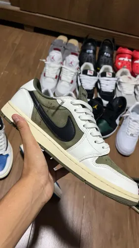 Jordan 1 travis médium olive