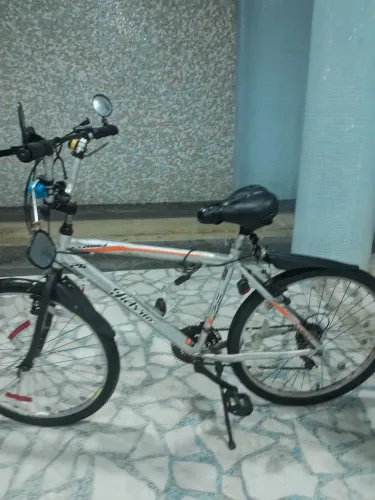 BIKE ARO 26 Aluminio,cambiod shimano 26 marchas, freio aluminio