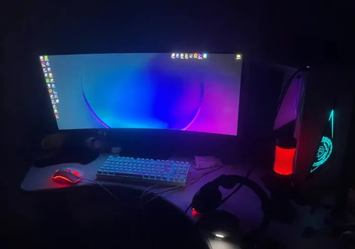 Monitor LG ultrawide 32 polegadas